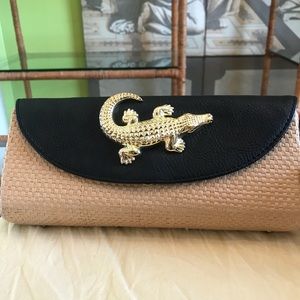 Mud Pie Alligator purse